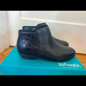 Softwalk Rocklin leather Ankle Boots in black